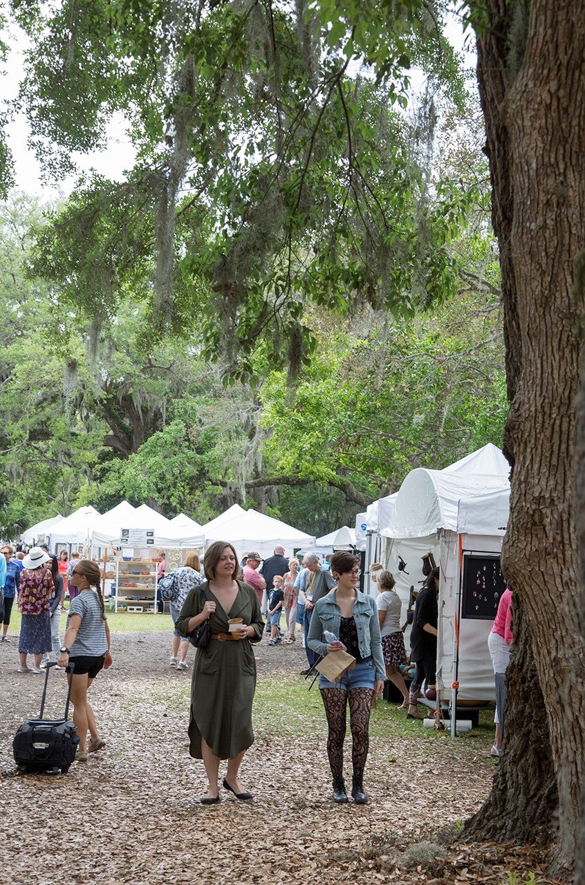 Area residents will once again have an opportunity to stroll among the oaks at the Mandarin Community Club during the Mandarin Art Festival after the event’s two-year hiatus.